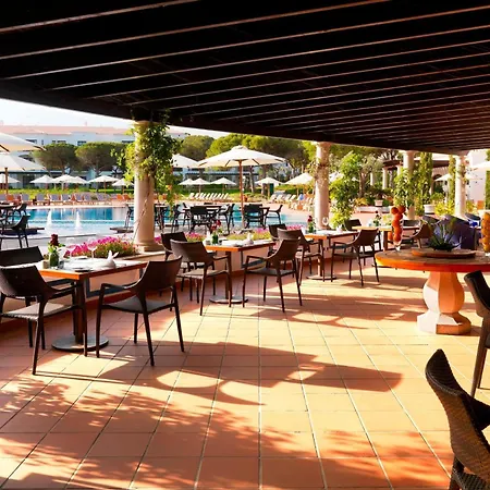 Pine Cliffs Ocean Suites, A Luxury Collection & Spa, Algarve Hotel Albufeira