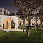 Pine Cliffs Ocean Suites, A Luxury Collection & Spa, Algarve 5* アルブフェイラ