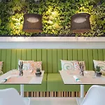 Pine Cliffs Ocean Suites, A Luxury Collection & Spa, Algarve 5* アルブフェイラ
