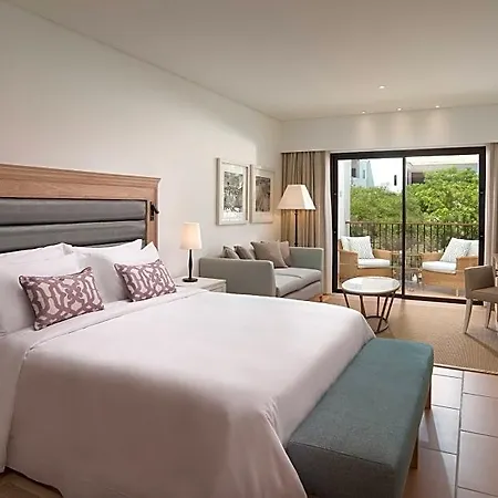 Otel Pine Cliffs Ocean Suites, A Luxury Collection & Spa, Algarve