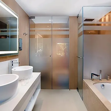 Hotel Pine Cliffs Ocean Suites, A Luxury Collection & Spa, Algarve 5*