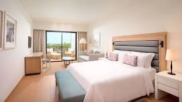 Pine Cliffs Ocean Suites, A Luxury Collection & Spa, Algarve Hotel