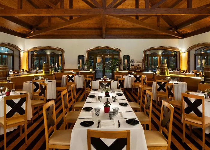 Pine Cliffs Ocean Suites, A Luxury Collection & Spa, Algarve Hotel Albufeira