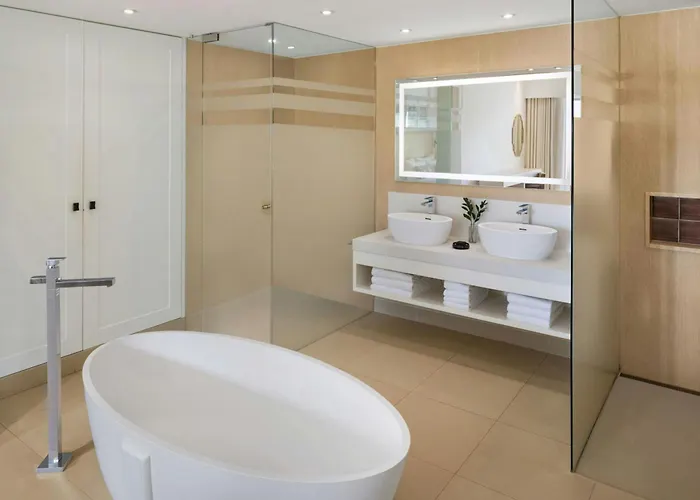 Pine Cliffs Ocean Suites, A Luxury Collection & Spa, Algarve Szálloda Albufeira