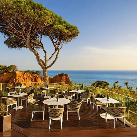 Pine Cliffs Ocean Suites, A Luxury Collection & Spa, Algarve