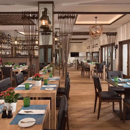 Pine Cliffs Ocean Suites, A Luxury Collection & Spa, Algarve 호텔 5*