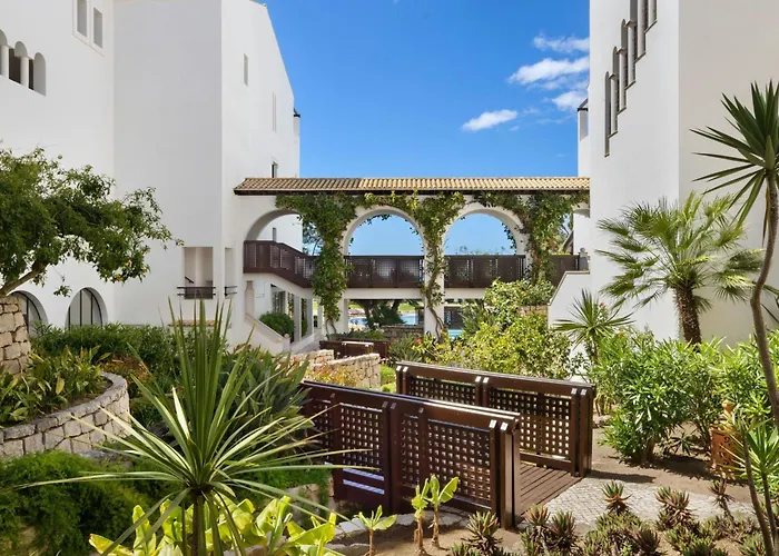 Hotel Pine Cliffs Ocean Suites, A Luxury Collection & Spa, Algarve