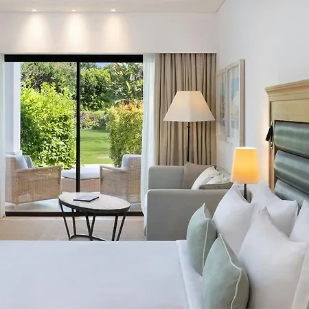 Pine Cliffs Ocean Suites, A Luxury Collection & Spa, Algarve Αλμπουφέιρα