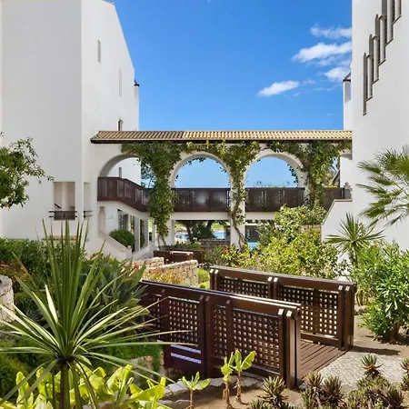 Otel Pine Cliffs Ocean Suites, A Luxury Collection & Spa, Algarve